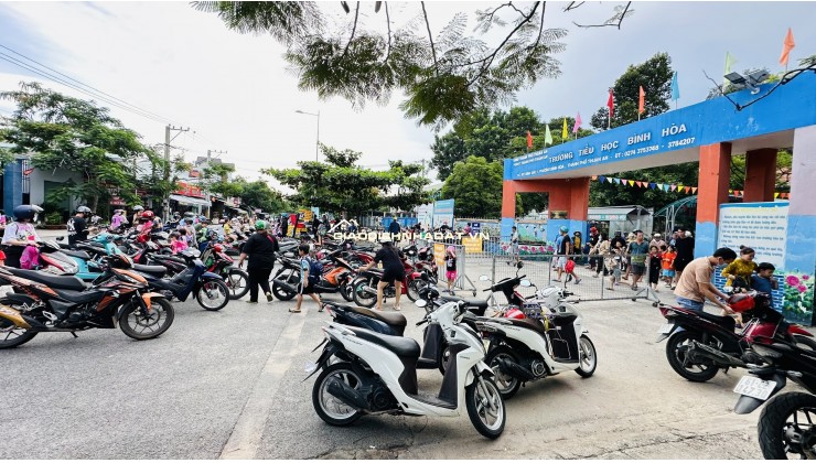 CƠ HỘI ĐẦU TƯ, NHÀ 132M², NGANG 5M, MẶT TIỀN KINH DOANH SẦM UẤT, BÌNH HÒA, CHỈ 5.6 TỶ